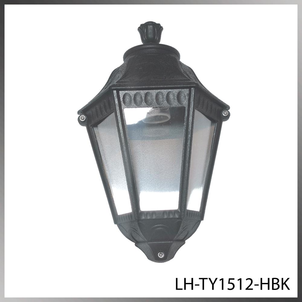 Luminaire extérieur (ampoule) – Douille E27 – finition noir